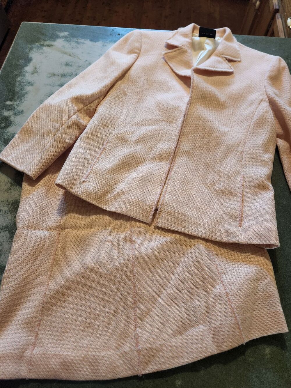 Akris Punto pale pink jacket&skirt set sz 10/12